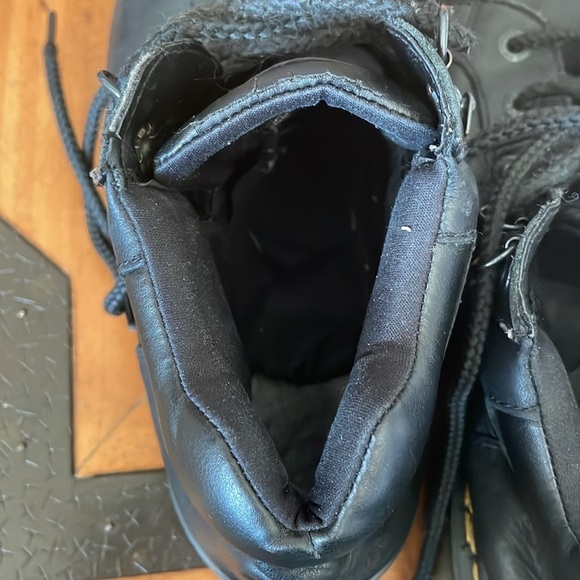 Dr. Martens Lace Up Boots Size 11 main image 8